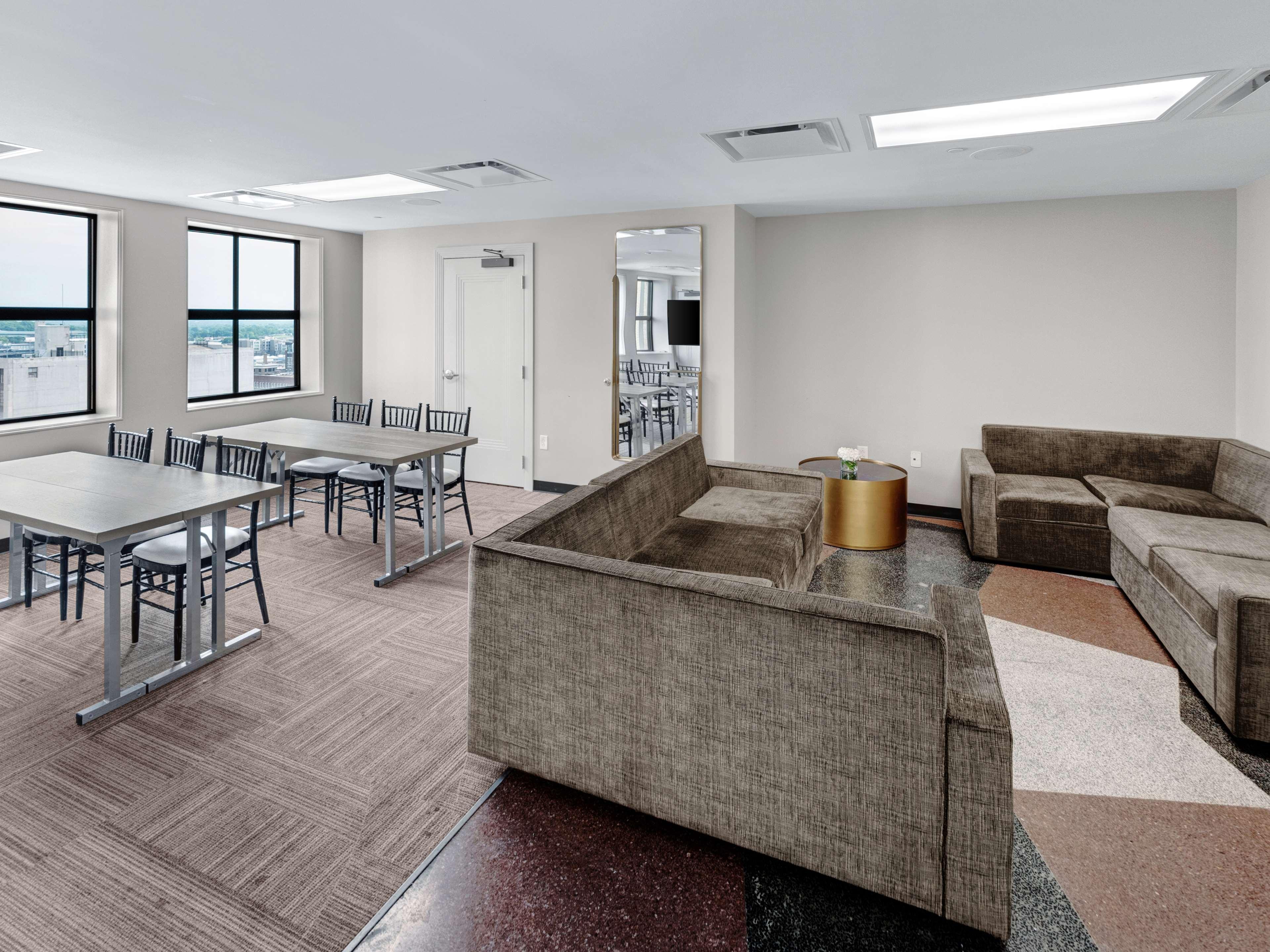 Tulsa Club Hotel Curio Collection By Hilton Buitenkant foto