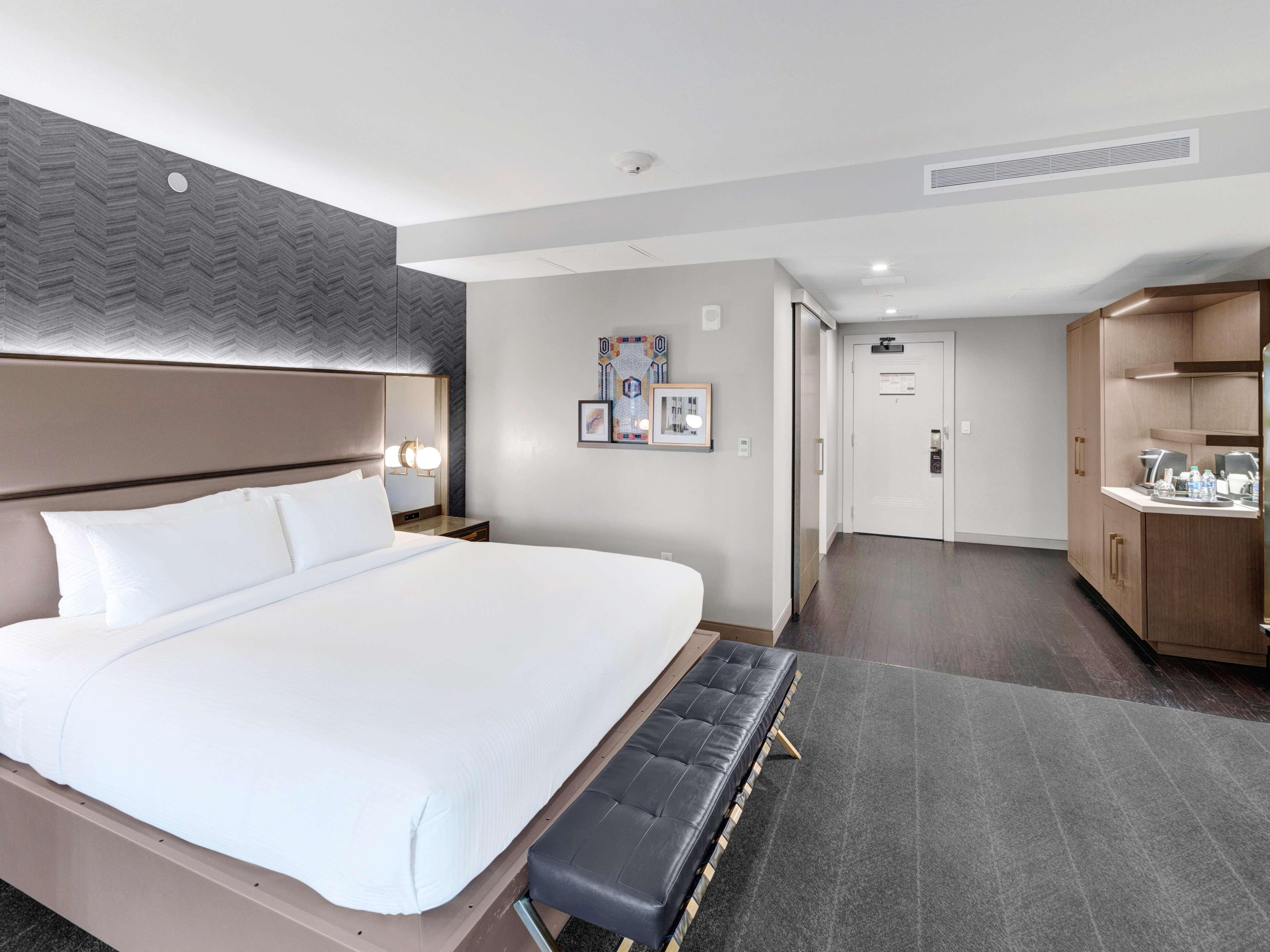 Tulsa Club Hotel Curio Collection By Hilton Buitenkant foto
